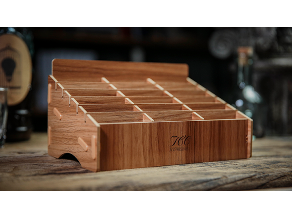 Wooden (Small- 18 Decks) Playing Card Display by TCC - Kartenbox