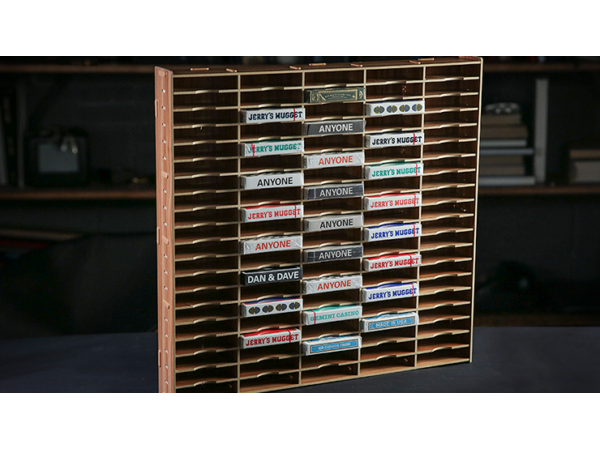 Playing Cards Wall (100 Decks) Display by TCC - Kartenbox