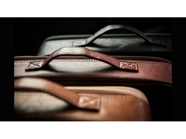 Luxury Close-Up Bag (Dark Brown) by TCC