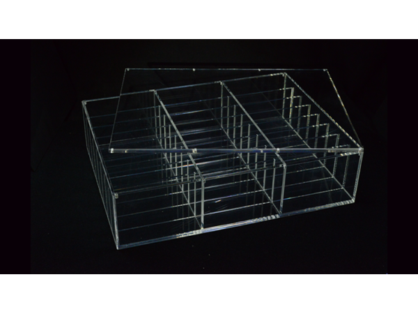 Carat XDR24L Deck Rack (24 Decks) with Lid