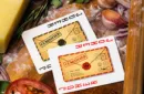 The Royal Pizza Palace Playing Cards Set by Riffle Shuffle – Image 6