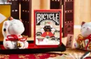 Bicycle Maneki Neko (RED) Playing Cards by Bocopo – Image 1