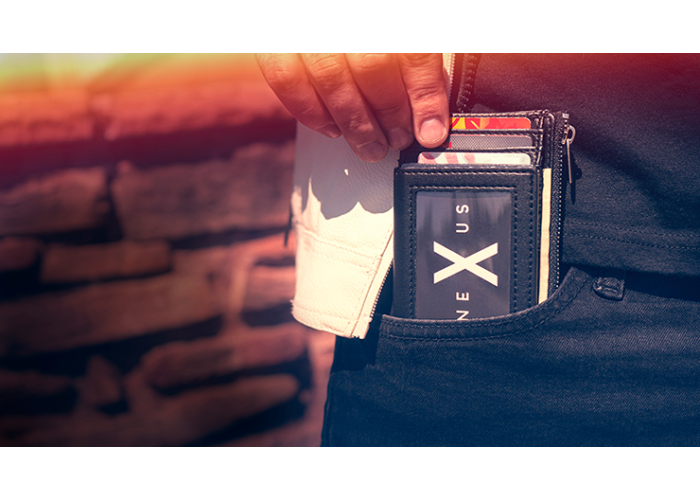 Nexus Wallet (Gimmick & Online Instructions) by Javier Fuenmayor