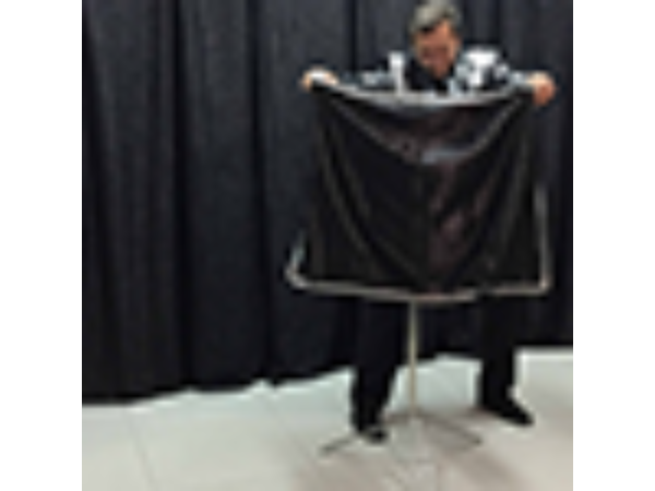 The Production Table (V4) by Victor Voitko (Gimmick and Online Instructions) - Trick