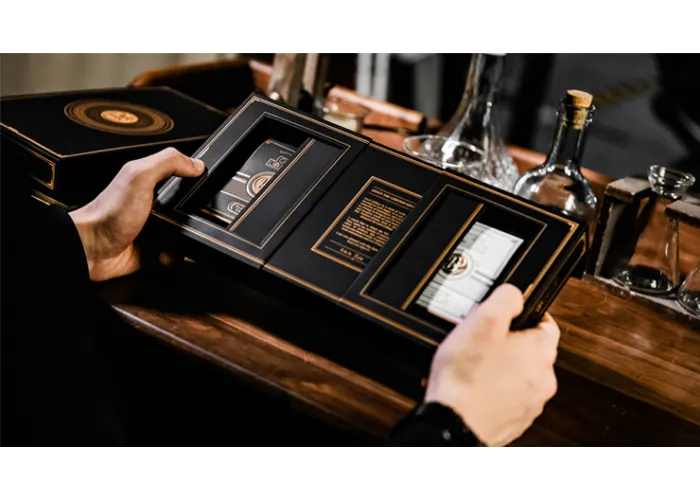 Card College The Deluxe Elegant Box Set Gilded (Black) by Roberto Giobbi and TCC Presents