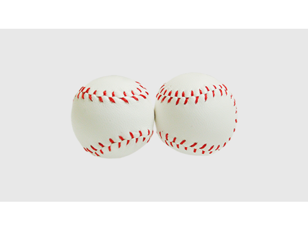 Steel in Base (2 Balls) by Leo Smetsers