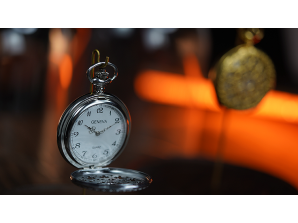 Infinity Pocket Watch V3 - Silver Case White Dial / STD Version (Gimmick and Online Instructions) by Bluether Magic