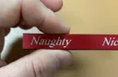 Naughty or Nice Divining Rod - by Santa Magic – Bild 2