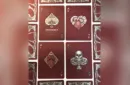 Alterna (Gilded) Playing Cards – Image 3