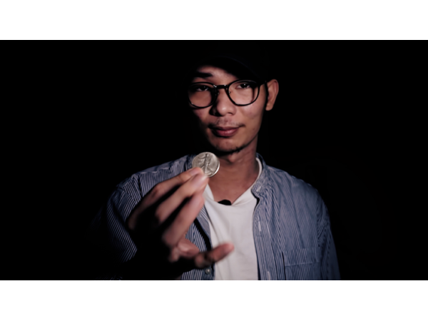 Skymember Presents Monarch (Walking Liberty) by Avi Yap