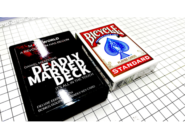 DEADLY MARKED DECK BLUE BICYCLE (Gimmicks and Online Instructions) by MagicWorld