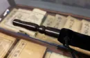 Wooden wand PRO (Bold Black) by Harry He & Bacon Magic – Image 1