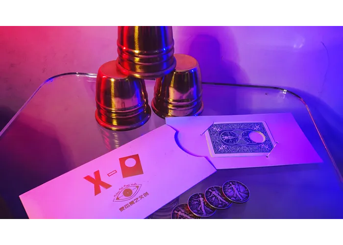 X BLACK HOLE FACE (Gimmicks and Online Instructions) by Kingsley Xu