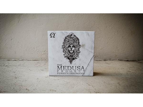 The Medusa Project Red (Gimmicks and Online Instructions) by Perseus Arkomanis