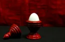 EGG VASE & SILK (RED) by Premium Magic – Image 2