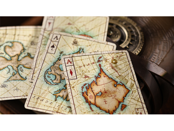 Gilded Eye of the Ocean Astra Polaris (Black) Playing Cards