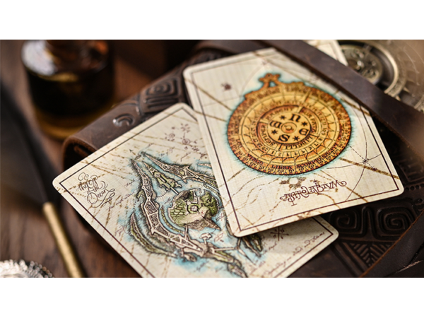 Gilded Eye of the Ocean Astra Polaris (Black) Playing Cards