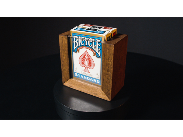 LEGACY DECK HOLDER by Joao Miranda