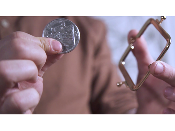 The Architect (Gimmicks and Online Instructions) by Matthieu Hamaissi & Marchand De Trucs