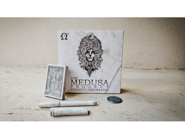 The Medusa Project Blue (Gimmicks and Online Instructions) by Perseus Arkomanis