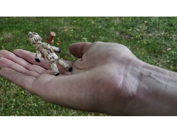 HOODOO - Haunted Voodoo Doll (Gimmicks and Online Instructions) by iNFiNiTi and Mark Traversoni