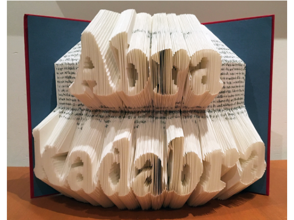 Büchervariationen von Barbara Giobbi-Ebnöther