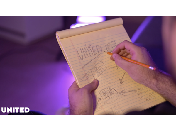 CREATIVE WEEKLY VOL. 2 LIMITED (Gimmicks and online Instructions) by Julio Montoro