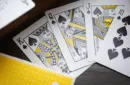 Lounge Edition in Taxiway Yellow by Jetsetter Playing Cards – Bild 4