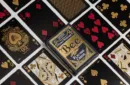 Bee Gold Stinger Playing Cards by US Playing Card – Image 2