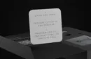 Six Impossible Things Box Set (includes Full Show, Limited Deck of Cards and Lapel Pin) by Joshua Jay – Image 3
