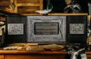 The Illusionist Black Gold Boxset Playing Cards – Image 2