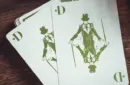 Smoke & Mirrors V8, Green (Deluxe) Edition Playing Cards by Dan & Dave – Image 3