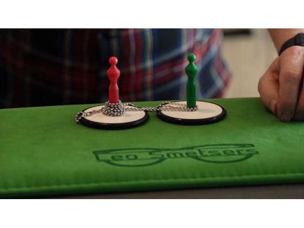 Double Down (Gimmicks and Online Instructions) by Leo Smetsers