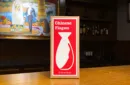 The Chinese Flagon SMALL (Gimmick and Online Instructions) by Bacon Magic – Bild 1