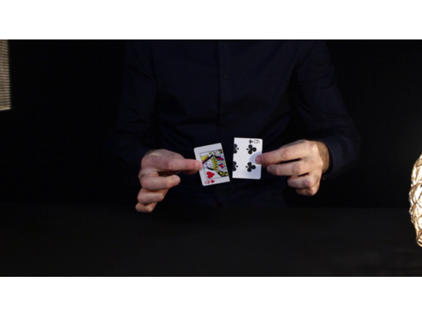 Split Prediction Red (Gimmicks and online instructions) by Massimo Cascione & Anthony Stan