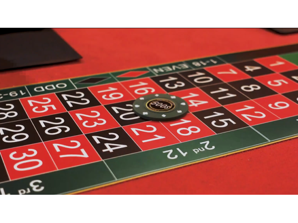Chance Control Blue (Gimmicks and Online Instructions) by Henry Evans