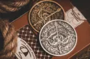 BOW AND ARROW COIN GOLD (Gimmick and Online Instructions) by Bacon Magic – Image 3