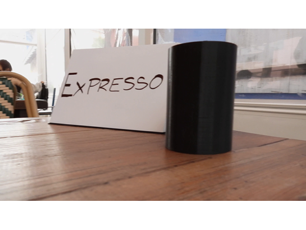 THE VASE (gimmicks and online instructions) by Alejandro Cruz Estepa