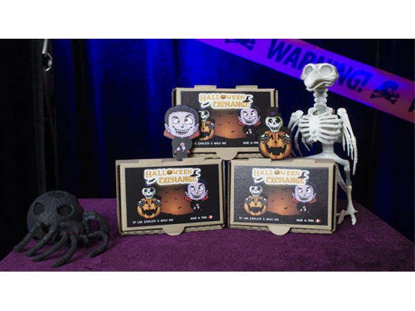 Halloween Exchange (Close Up) by Luis Zavaleta & Nox