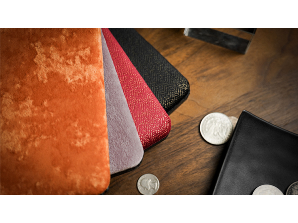 Elegant Close-up Pad (Red) by TCC
