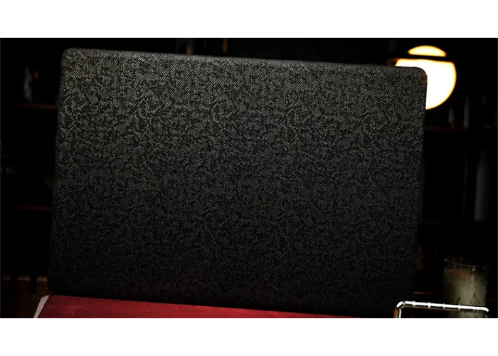 Elegant Close-up Pad (Black) by TCC -