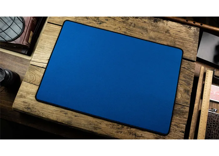 Sewn-Edge Basic Close-Up Pad (Blue) by TCC Presents - Trick