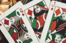 Smoke & Mirrors V9 (Green Edition) Playing Cards by Dan & Dave – Bild 5
