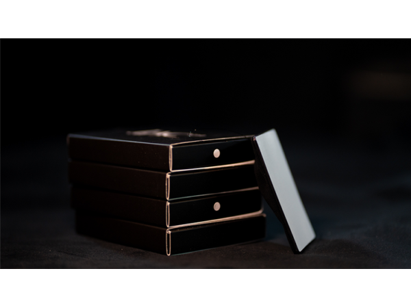 JAC Just A Card STANDARD (Gimmicks and Online Instructions) by D'Albéniz