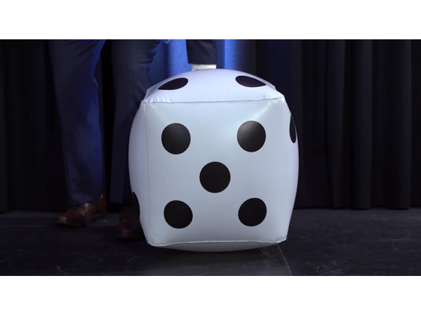 Air Dice created by Gonçalo Gil and Gee Magic