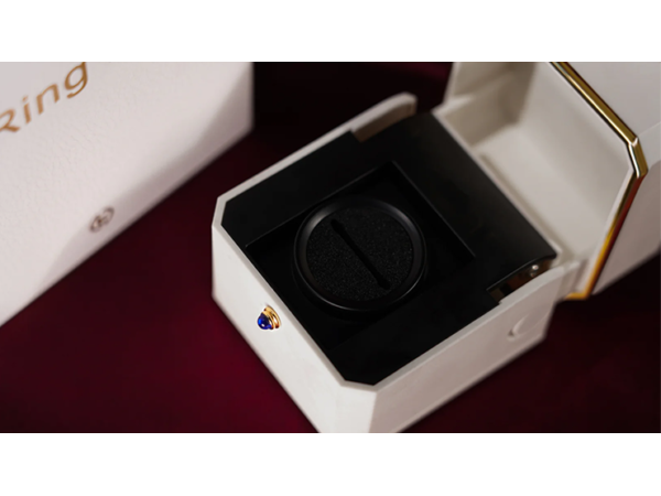 Magic Ring Box (White) by TCC