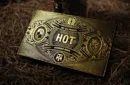 Hot (Quater Size) by Alexander Marsh – Bild 1