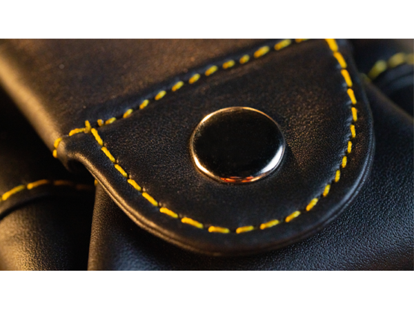 COLOR CODE COIN PURSE YELLOW by Bob Kohler