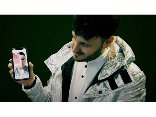 SHOWCASE 2.0 (Universal) by Thomas Sealey and Mark Traversoni