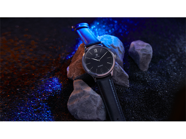 IARVEL WATCH (Gold Watchcase Black Dial) by Iarvel Magic and Bluether Magic